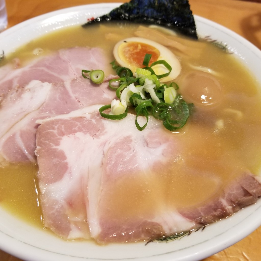 ユーザーが投稿した白湯ラーメンの写真 - 実際訪問したユーザーが直接撮影して投稿した三野町大見ラーメン専門店はまんどの写真