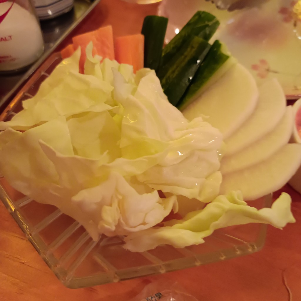 ユーザーが投稿した彩り野菜スティックの写真 - 実際訪問したユーザーが直接撮影して投稿した弁天町居酒屋大衆酒場 ひつじの写真