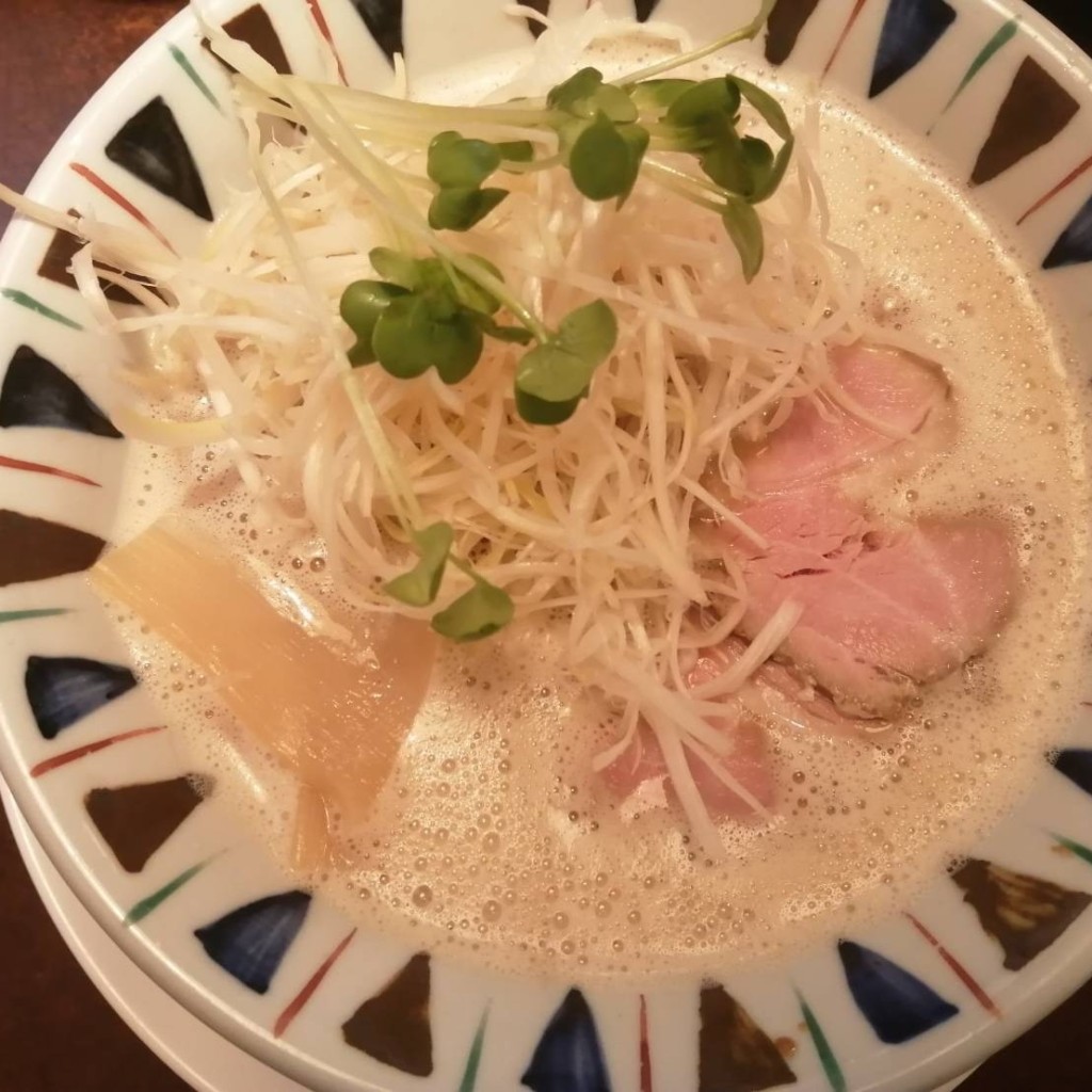 ユーザーが投稿した鶏ぱいたんラーメンの写真 - 実際訪問したユーザーが直接撮影して投稿した東向南町ラーメン専門店元喜神 奈良店の写真