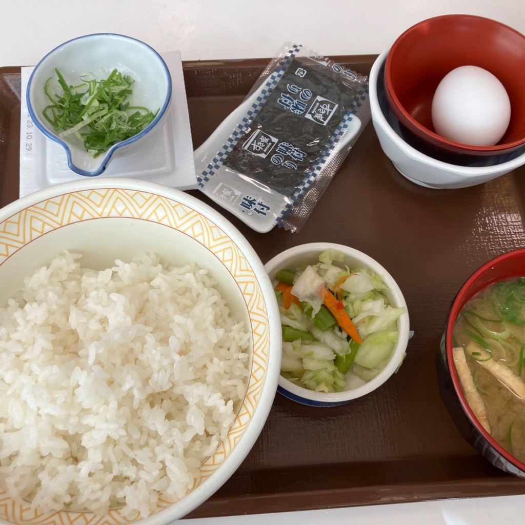 ユーザーが投稿した納豆定食の写真 - 実際訪問したユーザーが直接撮影して投稿した宮原町牛丼すき家 宮原駅東口店の写真