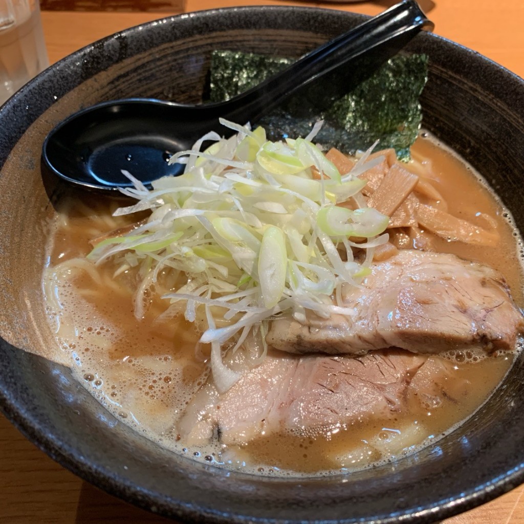 ユーザーが投稿したラーメンの写真 - 実際訪問したユーザーが直接撮影して投稿した千住ラーメン専門店ラーメン炙りの写真