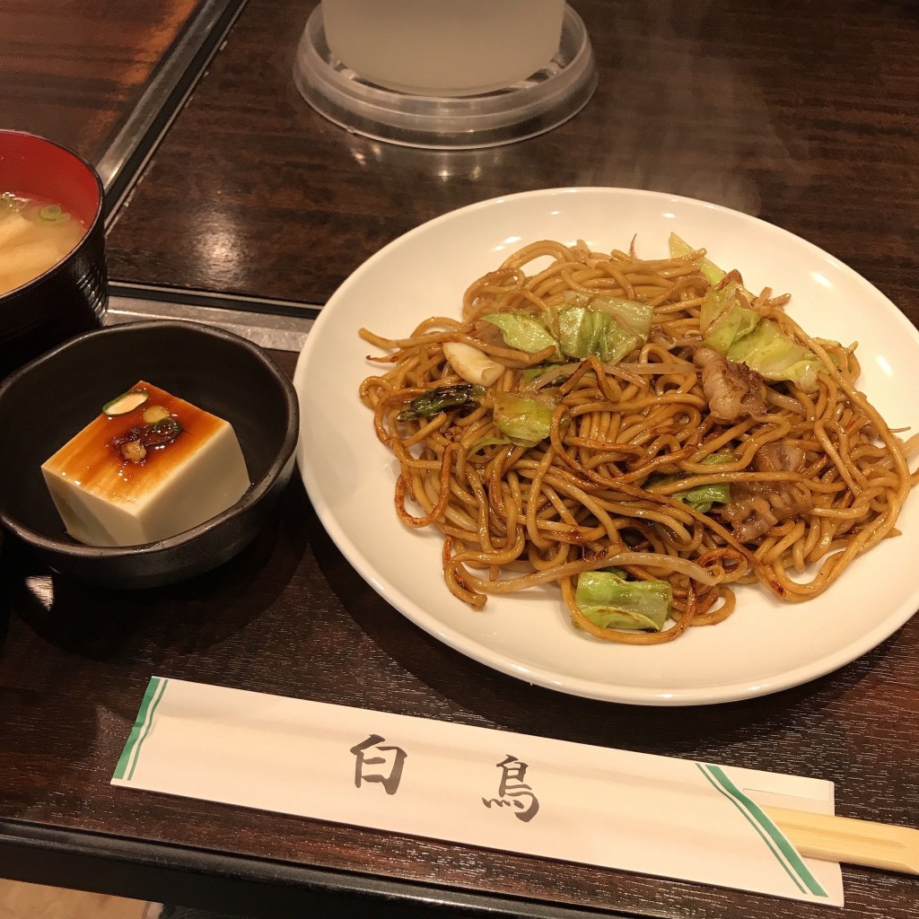 ユーザーが投稿した焼きそば定食の写真 - 実際訪問したユーザーが直接撮影して投稿した道修町お好み焼き白鳥 道修町店の写真