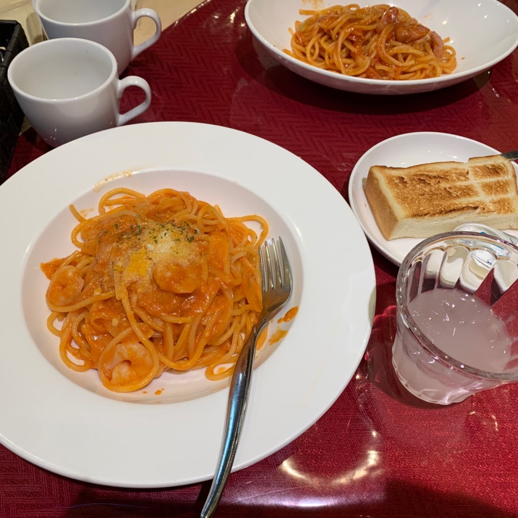 ユーザーが投稿したエビのトマトクリームパスの写真 - 実際訪問したユーザーが直接撮影して投稿した菊名バル / バール三陸ワイン食堂 LE ALEの写真