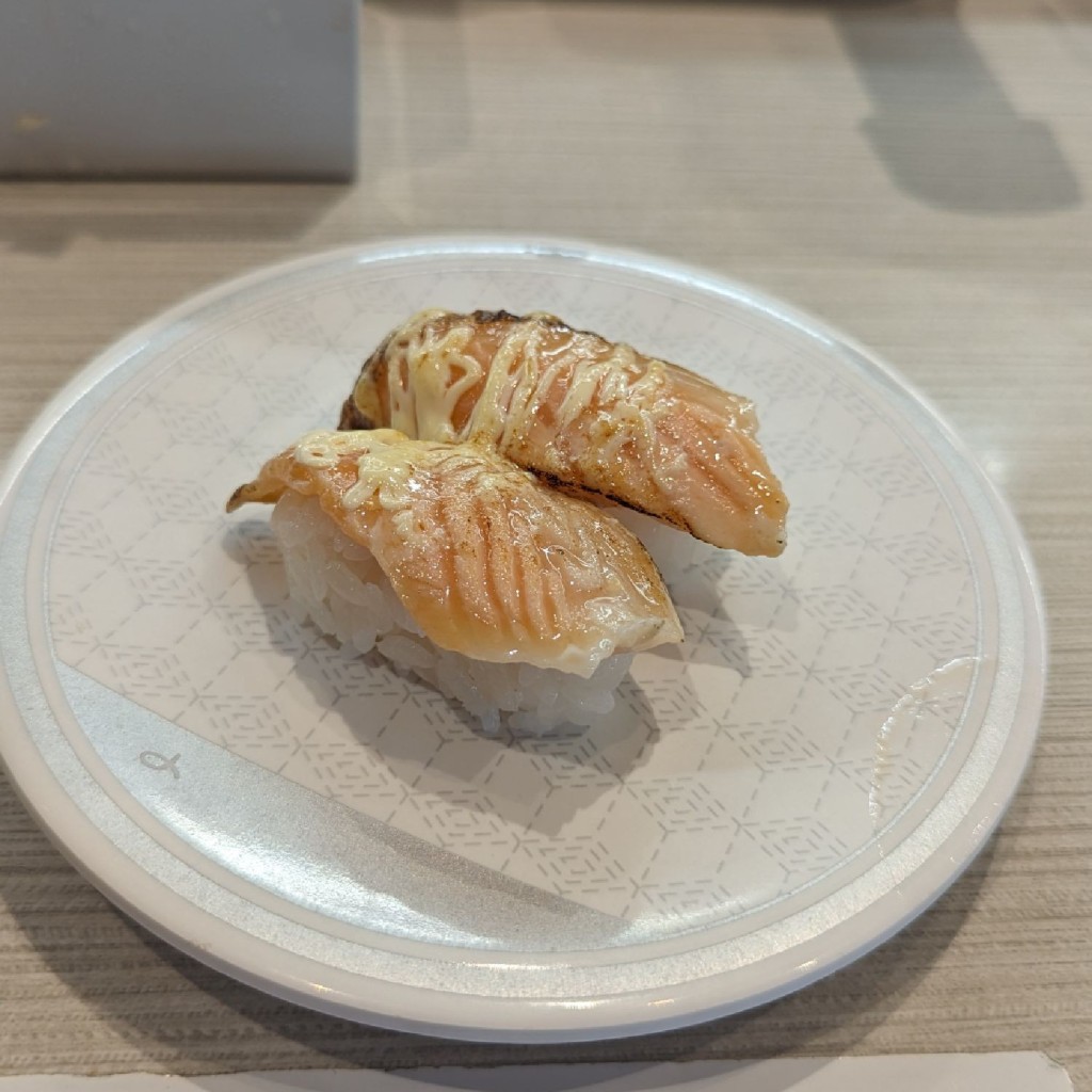 ユーザーが投稿した炙りサーモンの写真 - 実際訪問したユーザーが直接撮影して投稿した西曲里町回転寿司はま寿司 イオンタウン黒崎店の写真