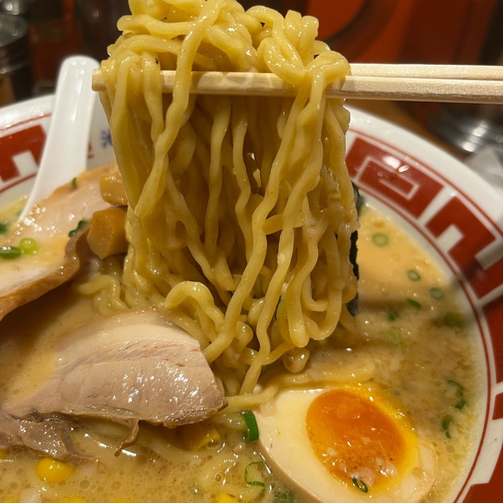 ユーザーが投稿した味噌ラーメンの写真 - 実際訪問したユーザーが直接撮影して投稿した南池袋ラーメン専門店東京豚骨ラーメン 池袋 屯ちん 池袋本店の写真