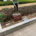 実際訪問したユーザーが直接撮影して投稿した加納町銅像花と彫刻の道 老人の写真