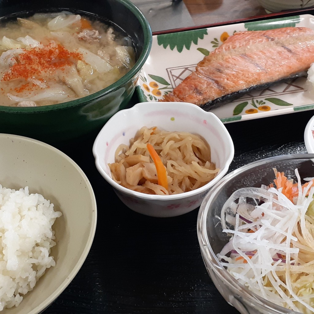 貴司さんが投稿した卸センター定食屋のお店食堂 ぎんなんの写真