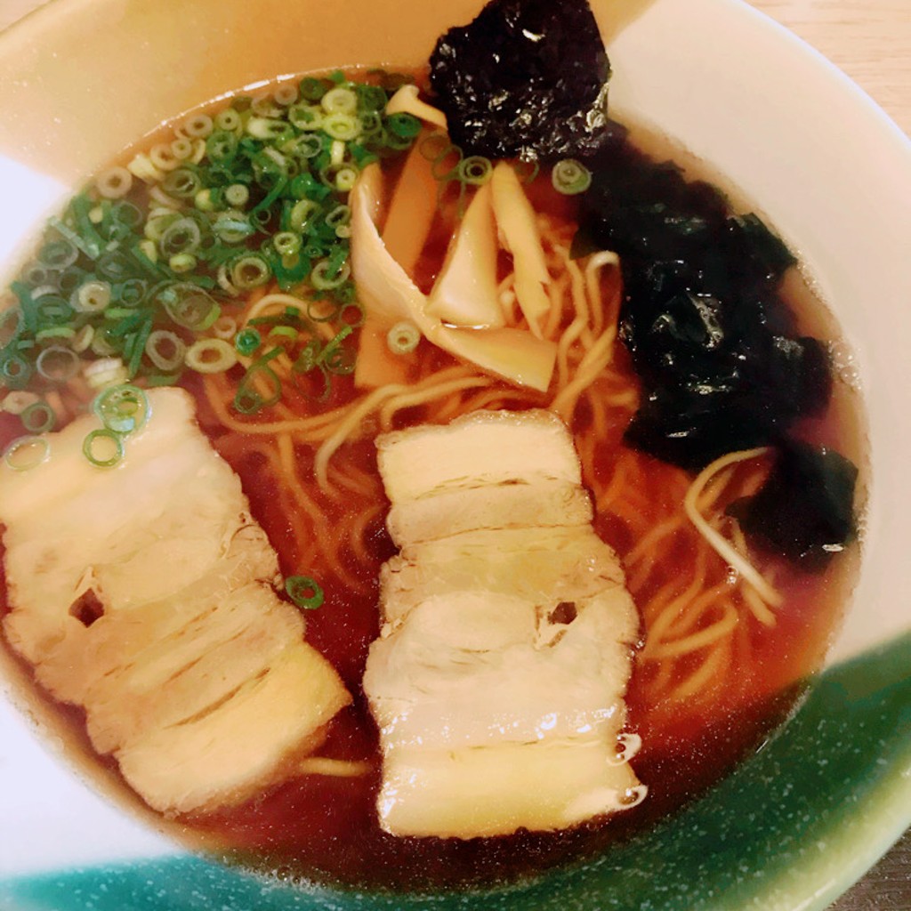 ユーザーが投稿した醤油ラーメンの写真 - 実際訪問したユーザーが直接撮影して投稿した新倉敷駅前うどん孜々庵の写真