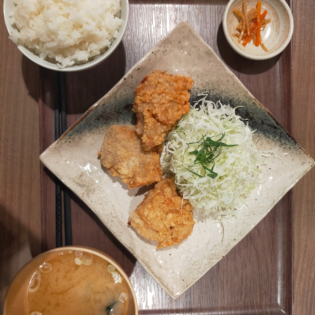 ユーザーが投稿した塩定食の写真 - 実際訪問したユーザーが直接撮影して投稿した下鶴間豚肉料理しあわせ食堂 IY大和鶴間店の写真