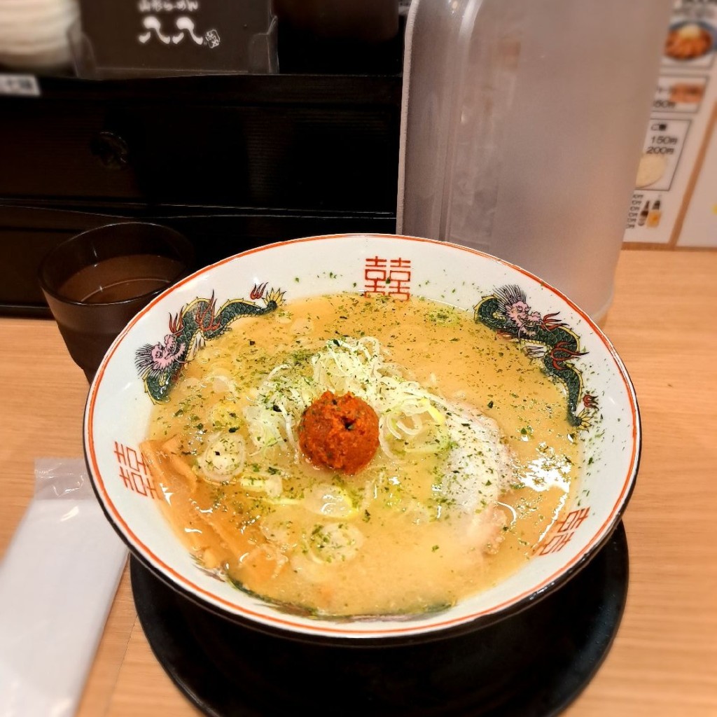 グミだよさんが投稿した下通ラーメン専門店のお店山形らーめん 八八 熊本下通店/ヤマガタラーメンハチヤ クマモトシタドオリテンの写真