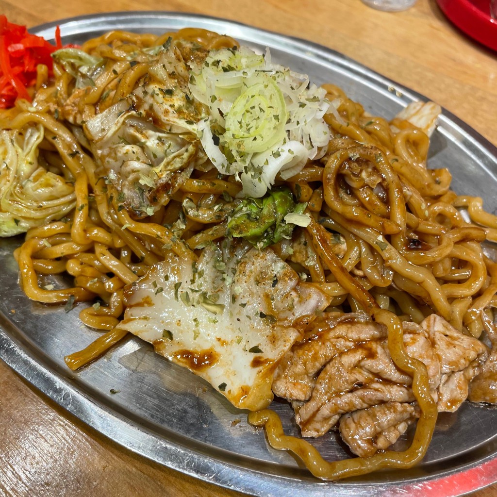 ユーザーが投稿した鉄板太麺焼きそばの写真 - 実際訪問したユーザーが直接撮影して投稿した今池町居酒屋新安城 大衆酒場 なべちゃん8の写真