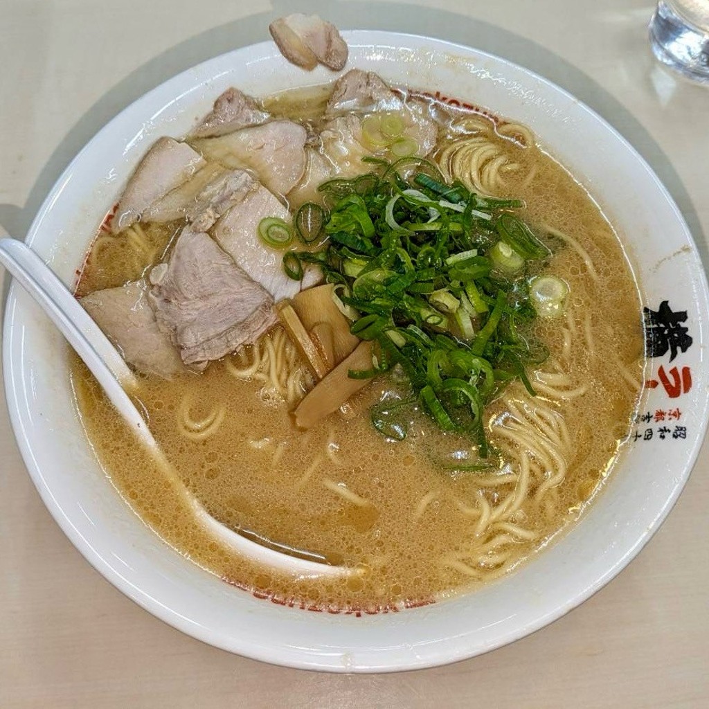 いさおさゆさんが投稿した星丘ラーメン専門店のお店ラーメン横綱 枚方店/よこづなの写真