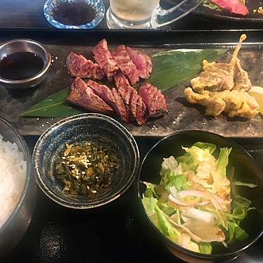 実際訪問したユーザーが直接撮影して投稿した下通肉料理馬タン牛タンの写真