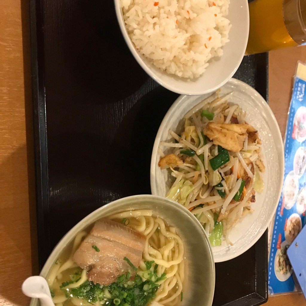 ユーザーが投稿した麩チャンプルー定食の写真 - 実際訪問したユーザーが直接撮影して投稿した新宿沖縄料理沖縄食堂やんばる 新宿2号店の写真