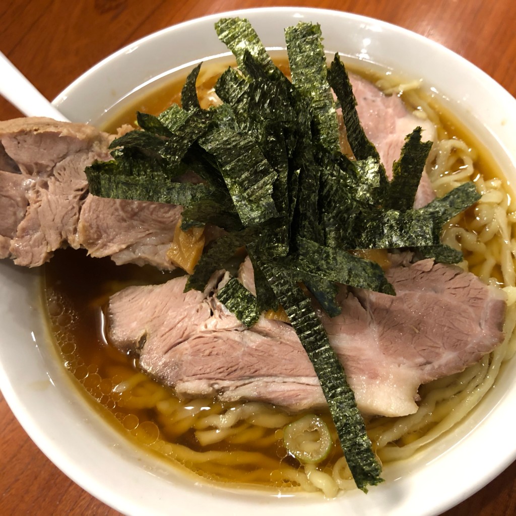 Machilda_さんが投稿した西新宿ラーメン / つけ麺のお店らあめん 満来/ラアメン マンライの写真