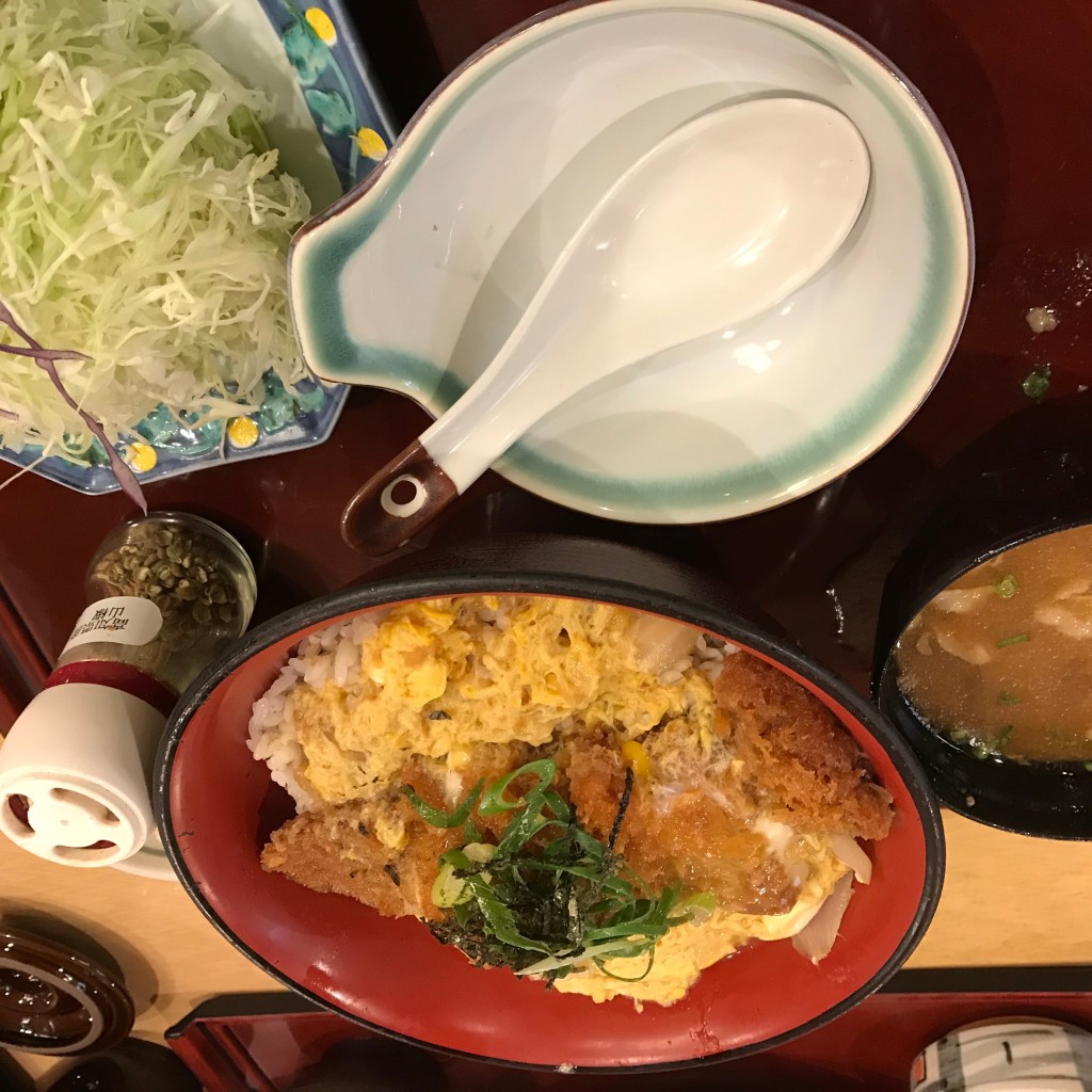 ユーザーが投稿したロース丼定食の写真 - 実際訪問したユーザーが直接撮影して投稿した神照町とんかつとんかつ かつ源 長浜店の写真