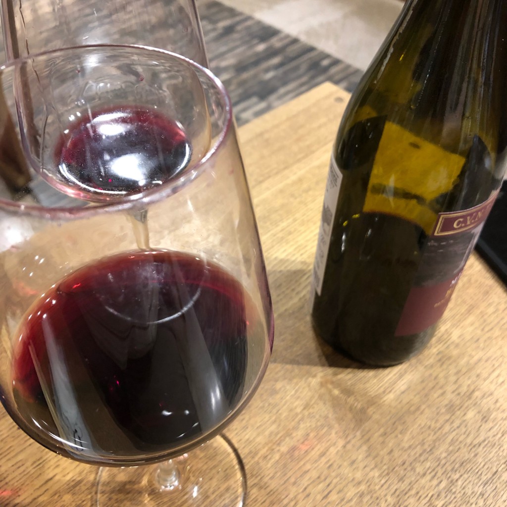 ユーザーが投稿した赤ワイン ボトルの写真 - 実際訪問したユーザーが直接撮影して投稿した博多駅中央街イタリアンニューコマツの写真