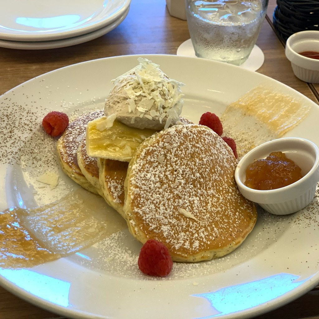 ユーザーが投稿したEarl Grey Pancakeの写真 - 実際訪問したユーザーが直接撮影して投稿した丸の内カフェサラベス 東京店の写真