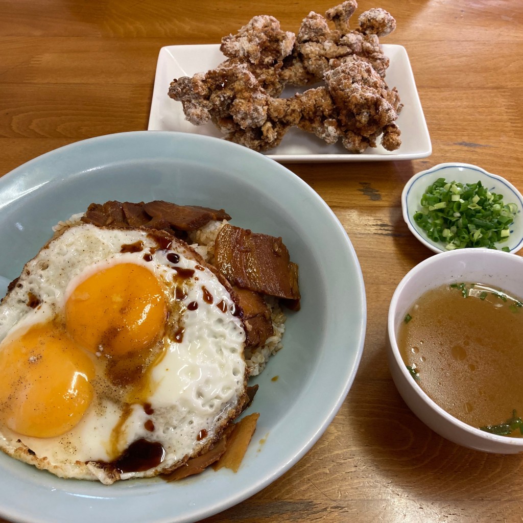 ユーザーが投稿した焼き豚玉子飯+ミニラーメン・とりの唐揚げの写真 - 実際訪問したユーザーが直接撮影して投稿した喜田村中華料理大黒屋飯店の写真