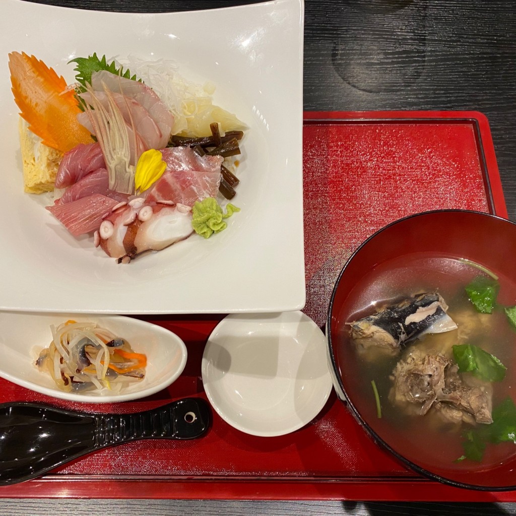 ユーザーが投稿した海鮮丼の写真 - 実際訪問したユーザーが直接撮影して投稿した東田端魚介 / 海鮮料理伊豆の漁師バル「おためし屋」の写真