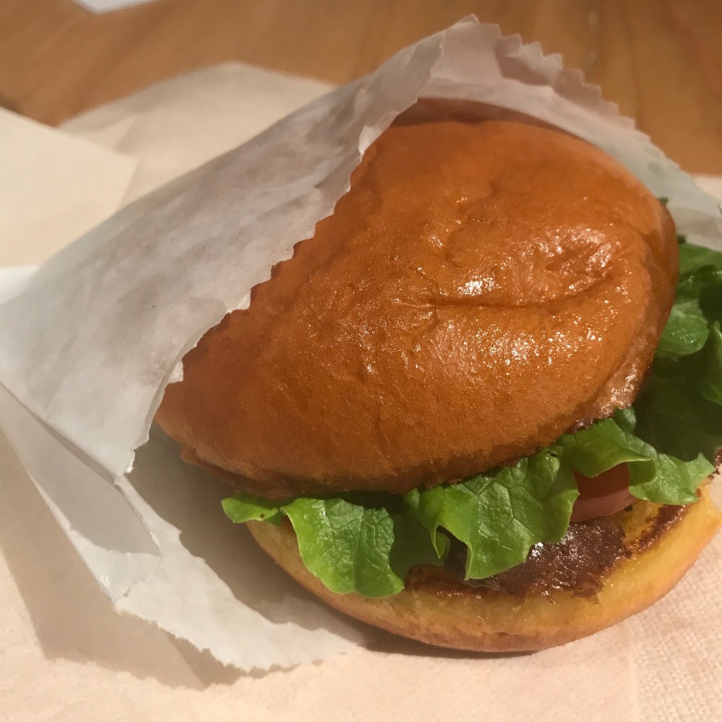 ユーザーが投稿したBURGERの写真 - 実際訪問したユーザーが直接撮影して投稿した元竹田町ハンバーガーシェイクシャック 京都四条烏丸店の写真