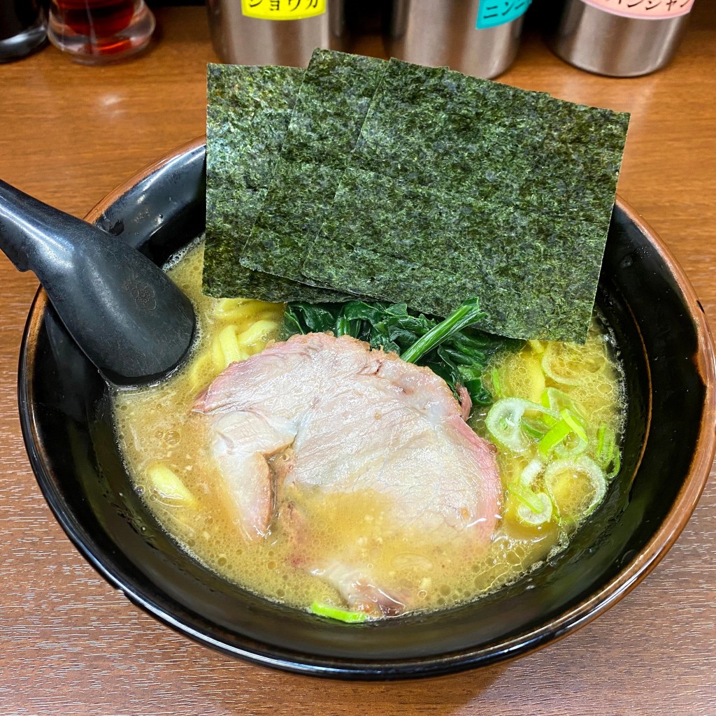 芸術家志望麺固めさんが投稿した原町田ラーメン専門店のお店せい家 町田店/セイヤ マチダテンの写真