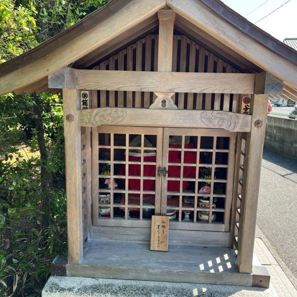 実際訪問したユーザーが直接撮影して投稿した宇治神社地蔵尊(参道脇)の写真