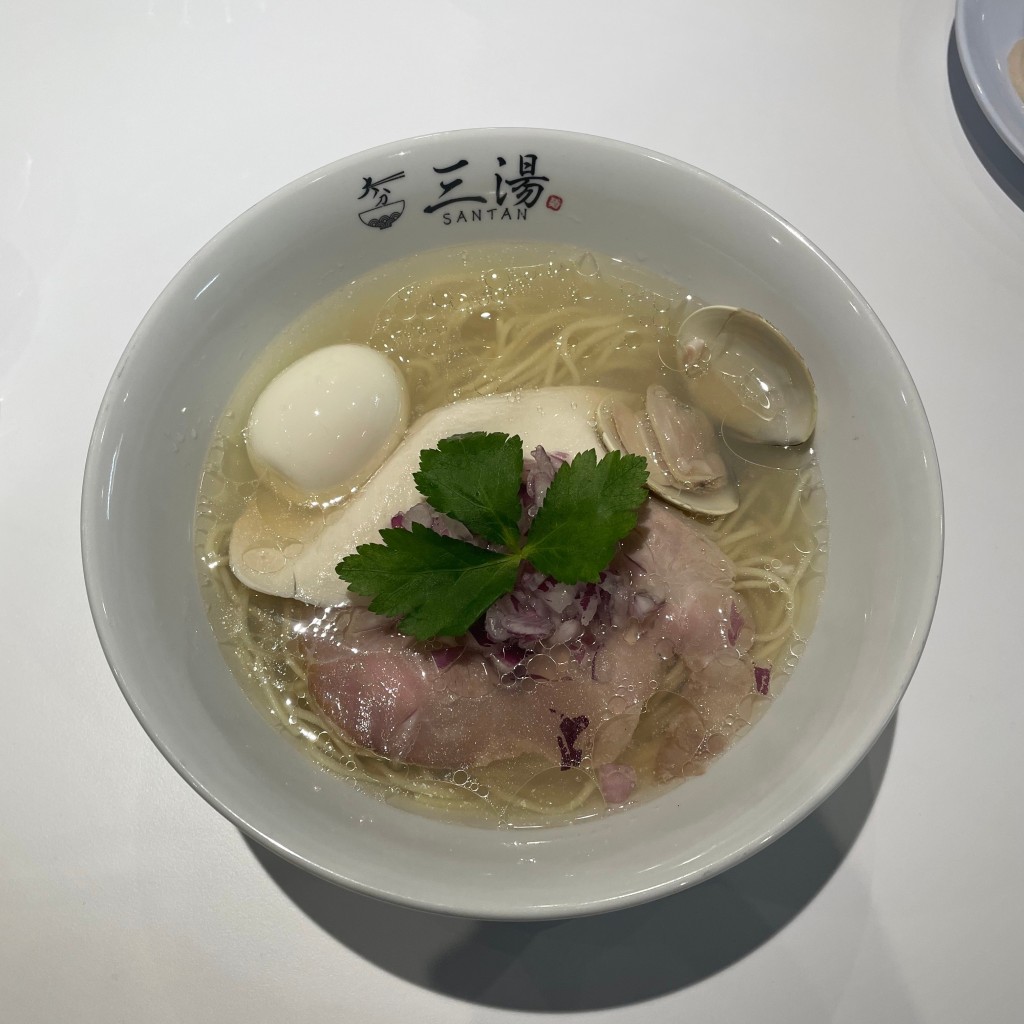 nasayiesさんが投稿した上人西ラーメン専門店のお店らぁ麺 三湯/ラァメン サンタンの写真