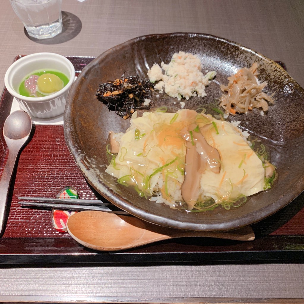 ユーザーが投稿した湯葉の彩りあんかけ茶飯とおばんざい3種盛りの写真 - 実際訪問したユーザーが直接撮影して投稿した稲荷町(間之町通)日本茶専門店茶寮 翠泉 高辻本店の写真