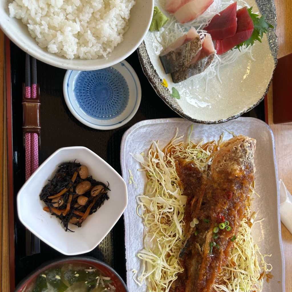 ユーザーが投稿した三点定食の写真 - 実際訪問したユーザーが直接撮影して投稿した富浦町多田良魚介 / 海鮮料理おさかな倶楽部の写真