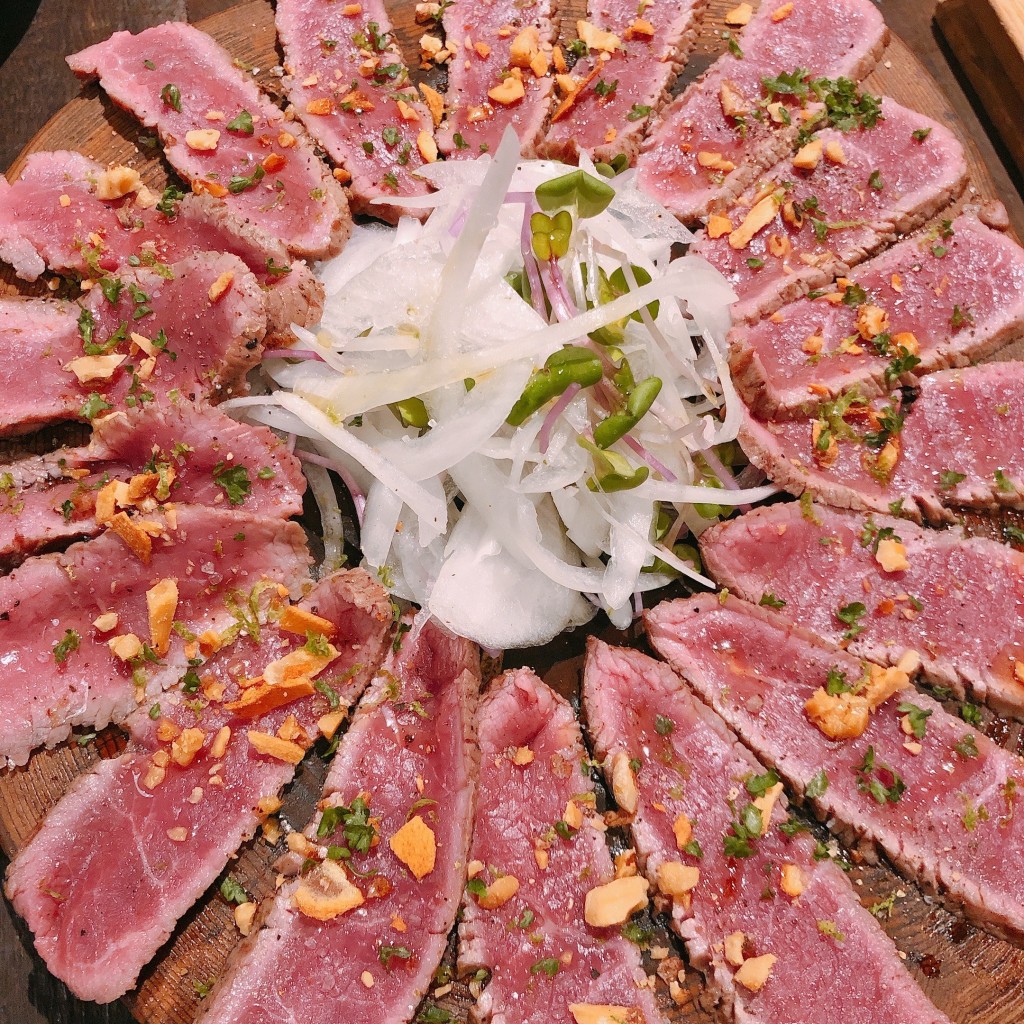 ユーザーが投稿したたたきLunchの写真 - 実際訪問したユーザーが直接撮影して投稿した神楽坂肉料理ラムダック東京の写真