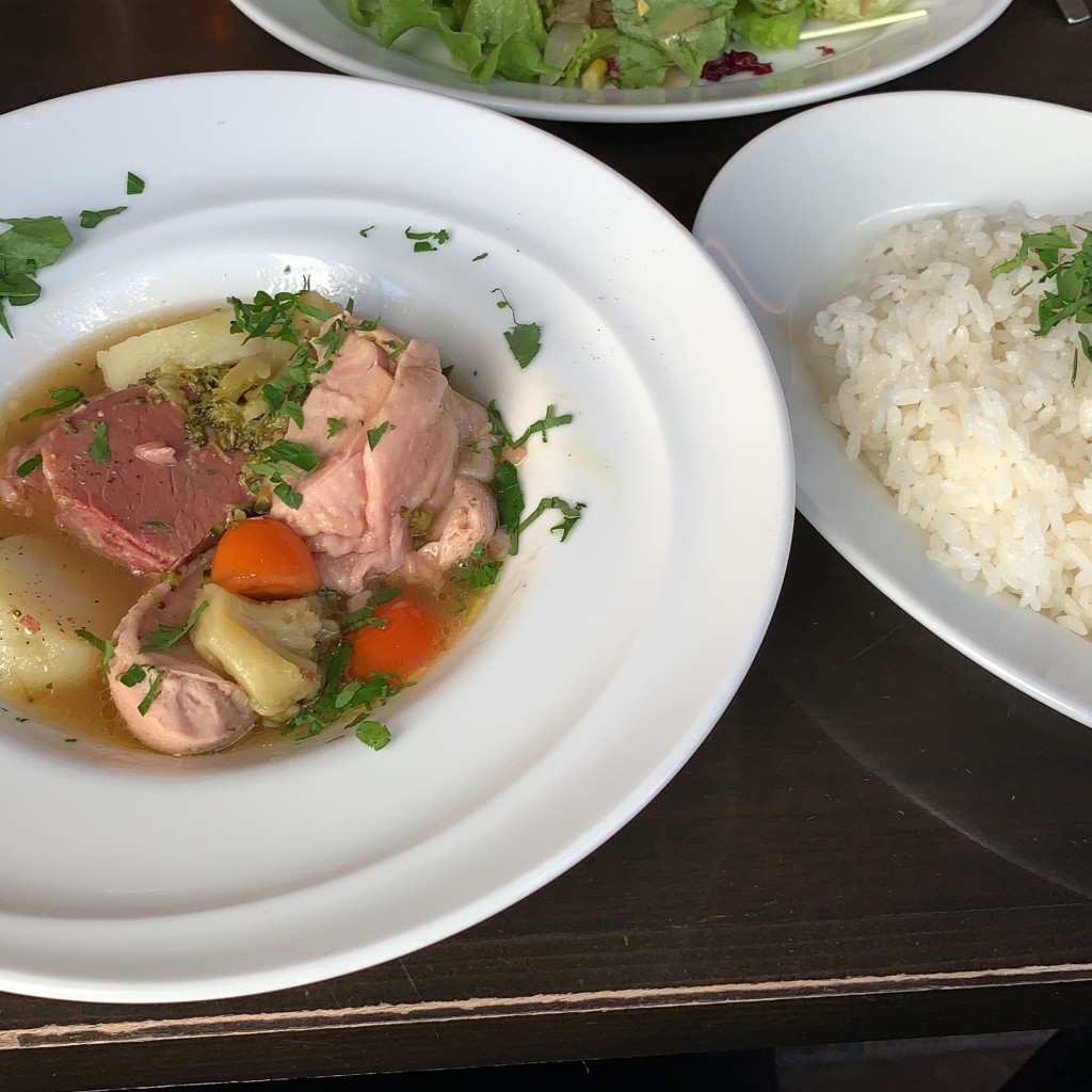 ユーザーが投稿した本日プレートLunchの写真 - 実際訪問したユーザーが直接撮影して投稿した北幸ピザTrattoria Pizzeria LOGIC 横浜(ロジック)の写真