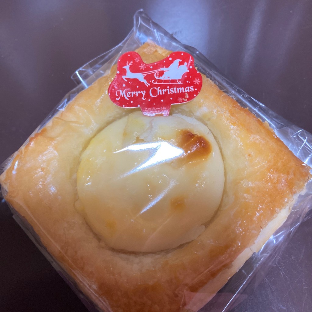 ユーザーが投稿したクリームチーズパイの写真 - 実際訪問したユーザーが直接撮影して投稿した梅田ベーカリーVIE DE FRANCE ディアモール大阪店の写真