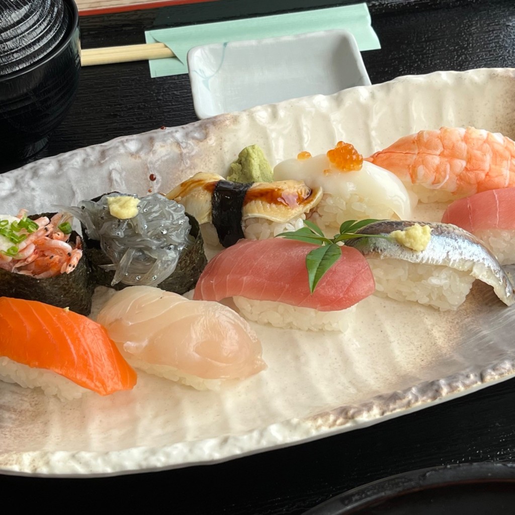 ユーザーが投稿したすし三昧の写真 - 実際訪問したユーザーが直接撮影して投稿した岩淵和食 / 日本料理レストラン駿河路(スルガジ)の写真
