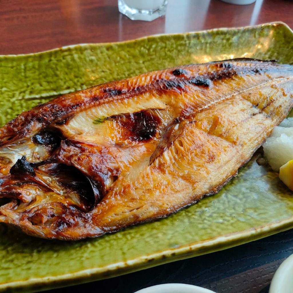 ユーザーが投稿したL)焼き魚定食(ほっけ)の写真 - 実際訪問したユーザーが直接撮影して投稿した西新宿居酒屋北の味紀行と地酒 北海道 新宿西口店の写真