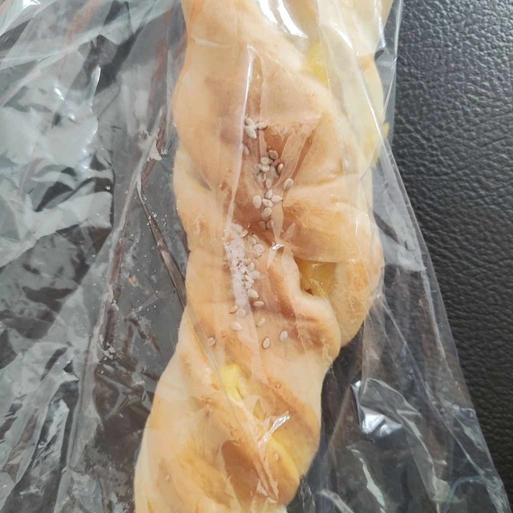 ユーザーが投稿したさつまいものパンの写真 - 実際訪問したユーザーが直接撮影して投稿した新田喫茶店ファリーヌ・米利堅粉の写真