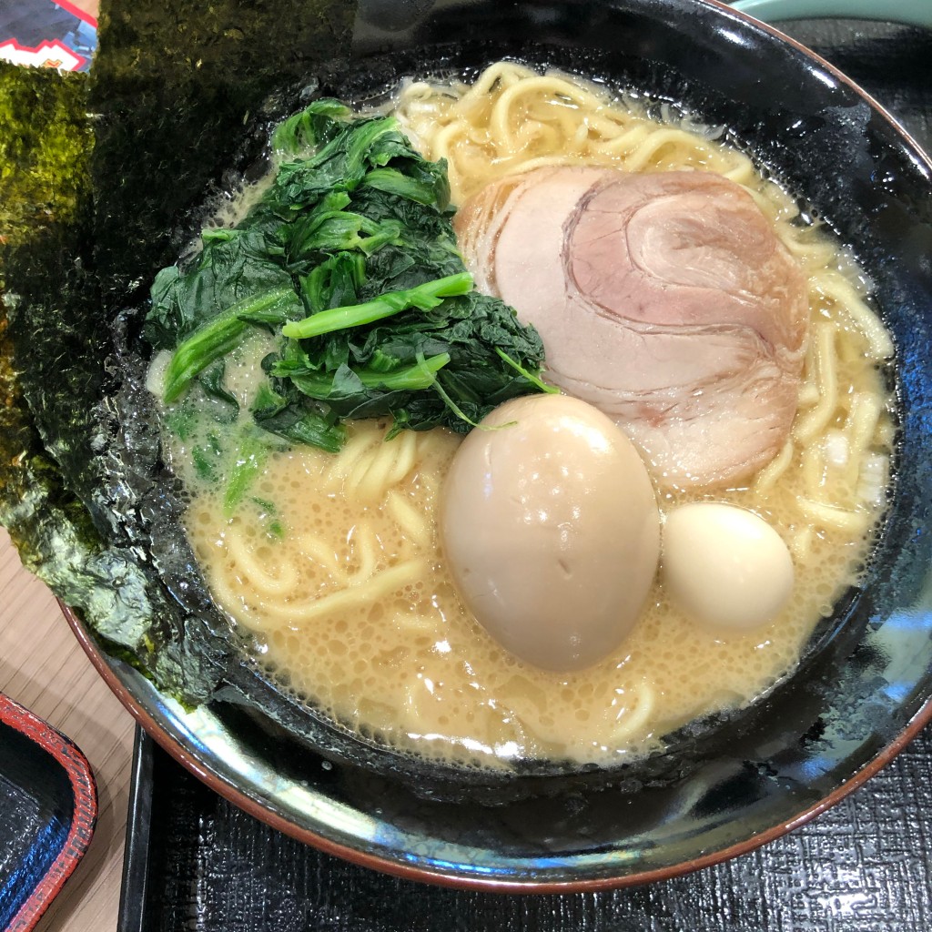 ユーザーが投稿した味玉ラーメンの写真 - 実際訪問したユーザーが直接撮影して投稿した西新井栄町ラーメン専門店壱角家 アリオ西新井店の写真