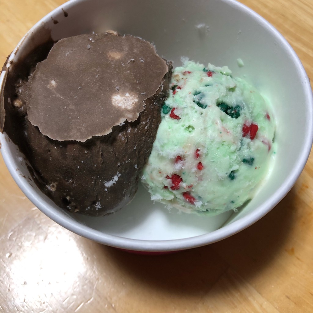 ユーザーが投稿したスモールダブルカップの写真 - 実際訪問したユーザーが直接撮影して投稿した西四条南アイスクリームサーティワン イオン帯広店の写真