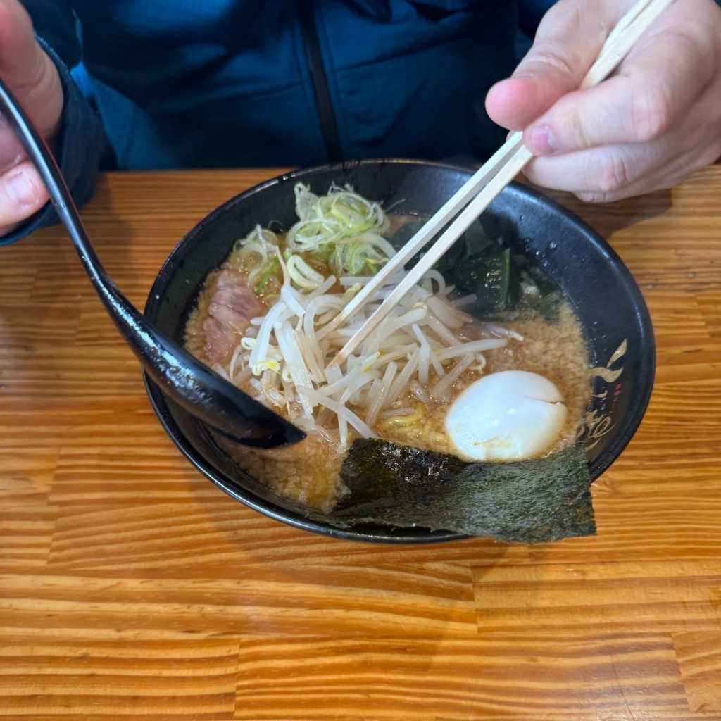 ユーザーが投稿したみそラーメンの写真 - 実際訪問したユーザーが直接撮影して投稿した藤原ラーメン / つけ麺ラーメンショップ とんちゃん 藤原店の写真