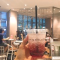 実際訪問したユーザーが直接撮影して投稿した新宿カフェDEAN & DELUCA 新宿の店舗内部の雰囲気写真