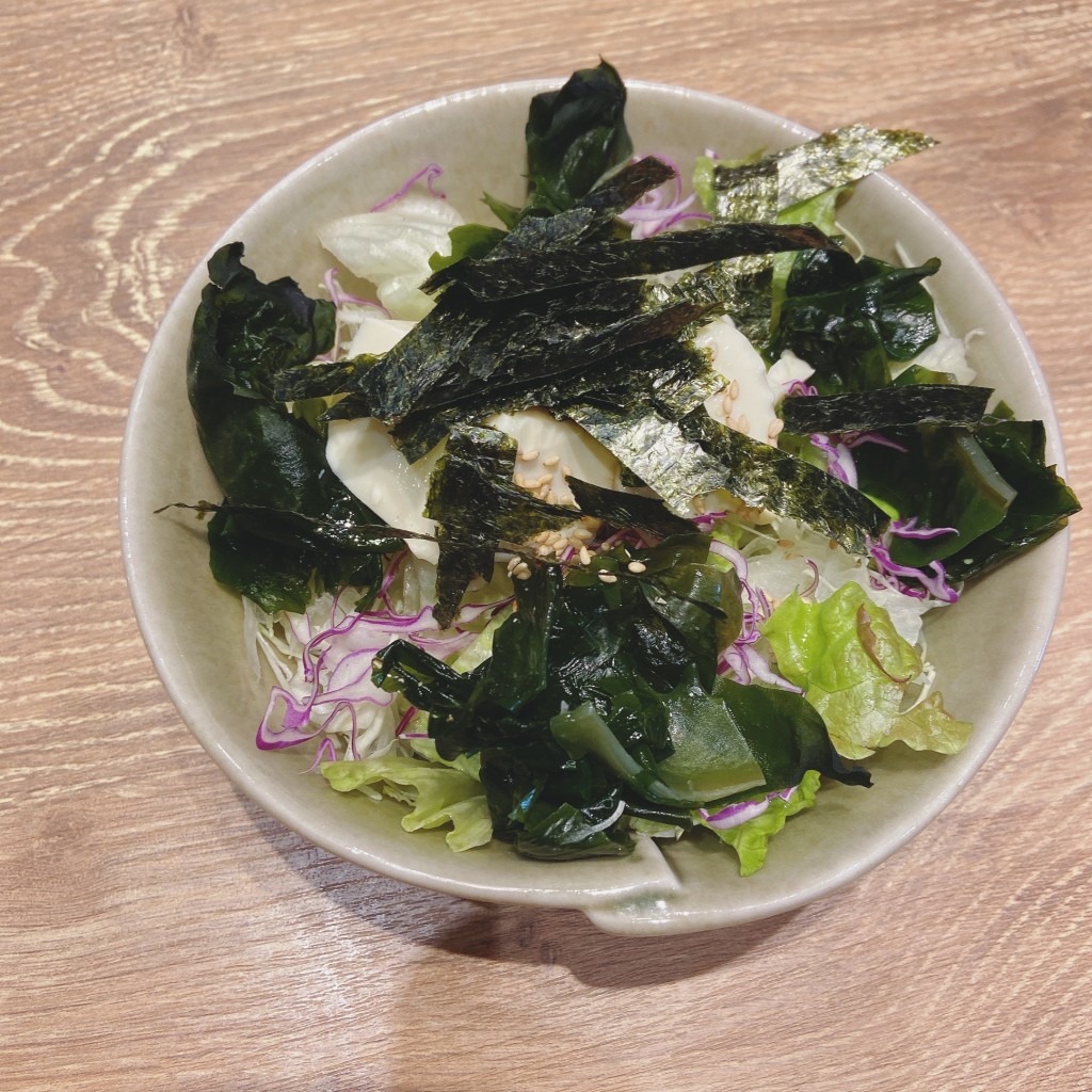 ユーザーが投稿したひんやり豆腐サラダの写真 - 実際訪問したユーザーが直接撮影して投稿した定食屋大戸屋 八王子オクトーレ店の写真