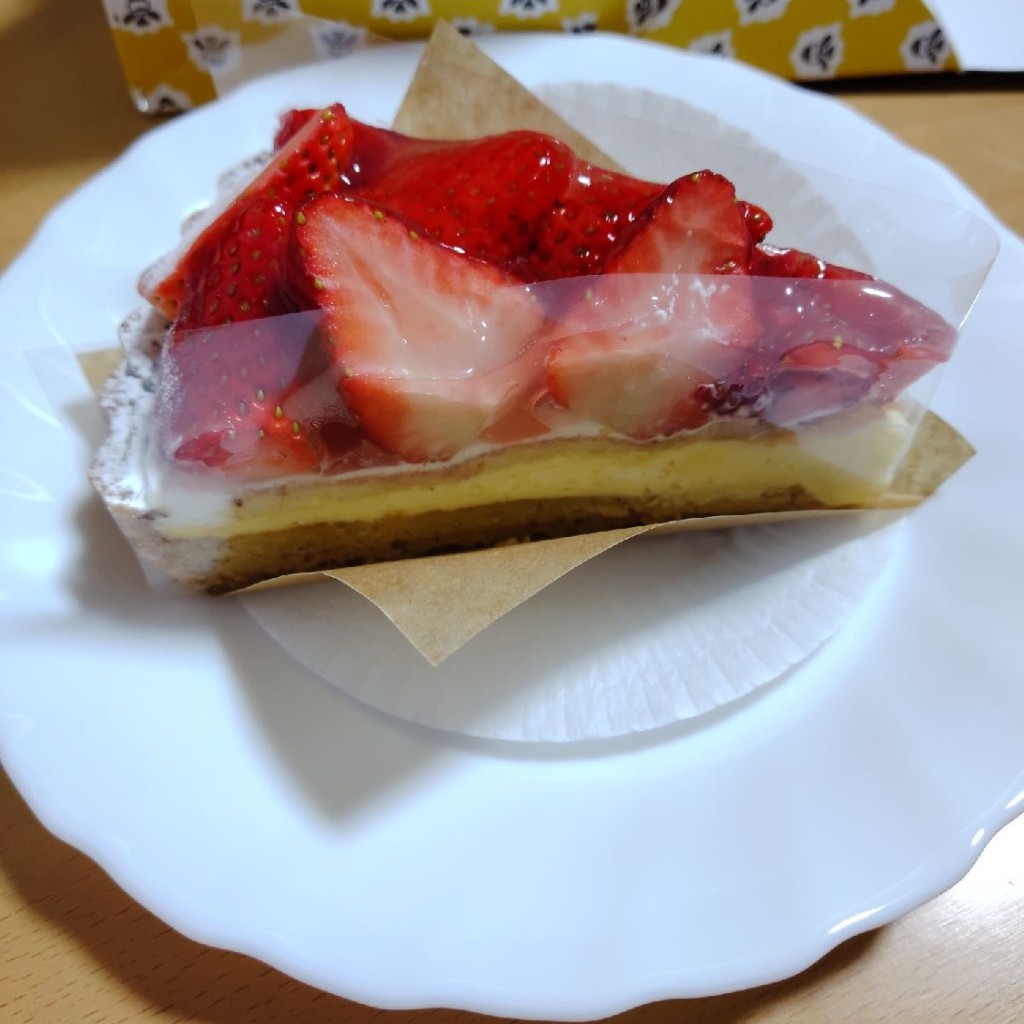 ユーザーが投稿したケーキ950の写真 - 実際訪問したユーザーが直接撮影して投稿した天神ケーキア・ラ・カンパー ニュ福岡三越店の写真