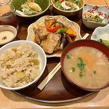 実際訪問したユーザーが直接撮影して投稿した池辺町定食屋大かまど飯寅福 ららぽーと横浜店の写真