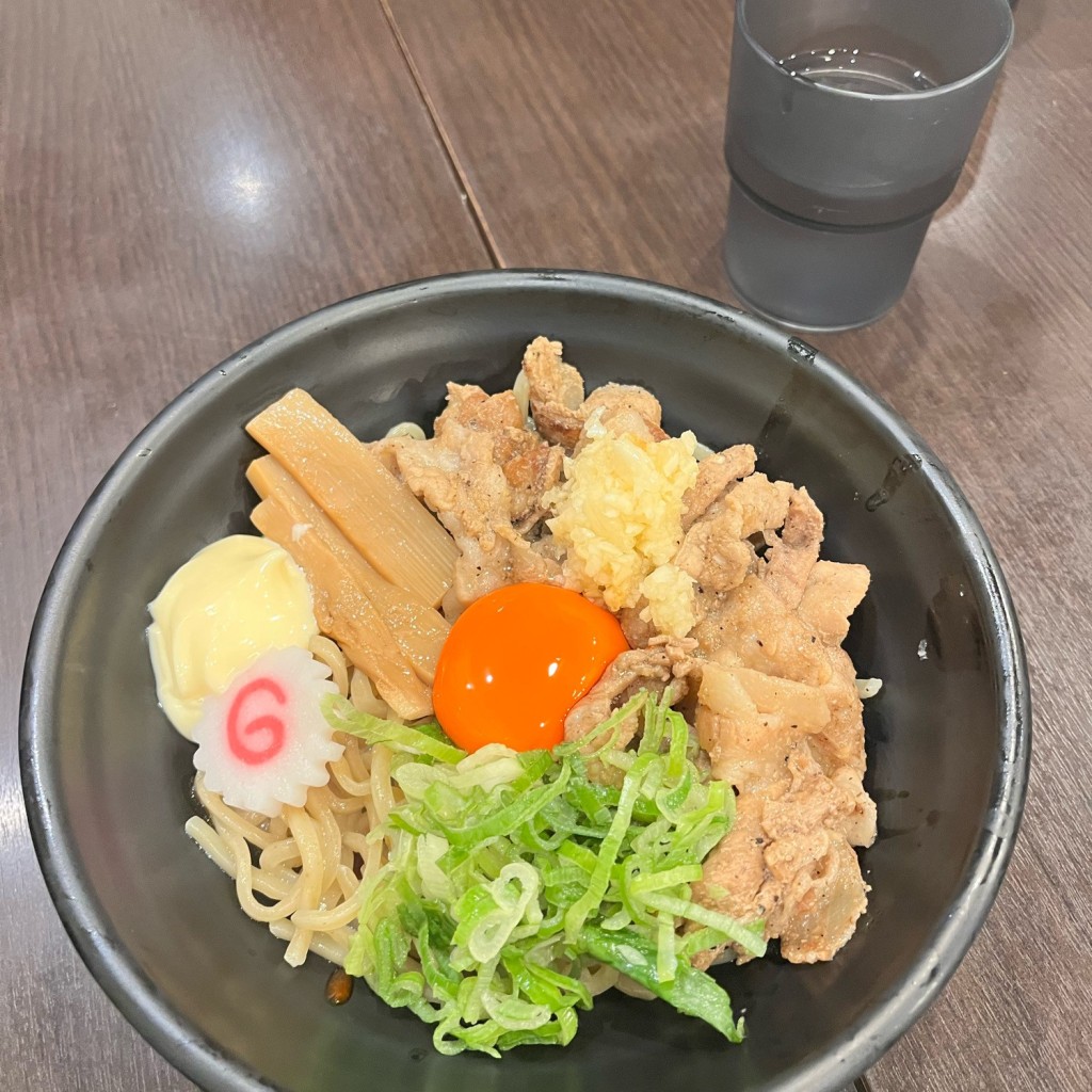 ぐーたまさんが投稿した千住ラーメン専門店のお店肉玉そば おとど 北千住店/ニクタマソバ オトド キタセンジュテンの写真