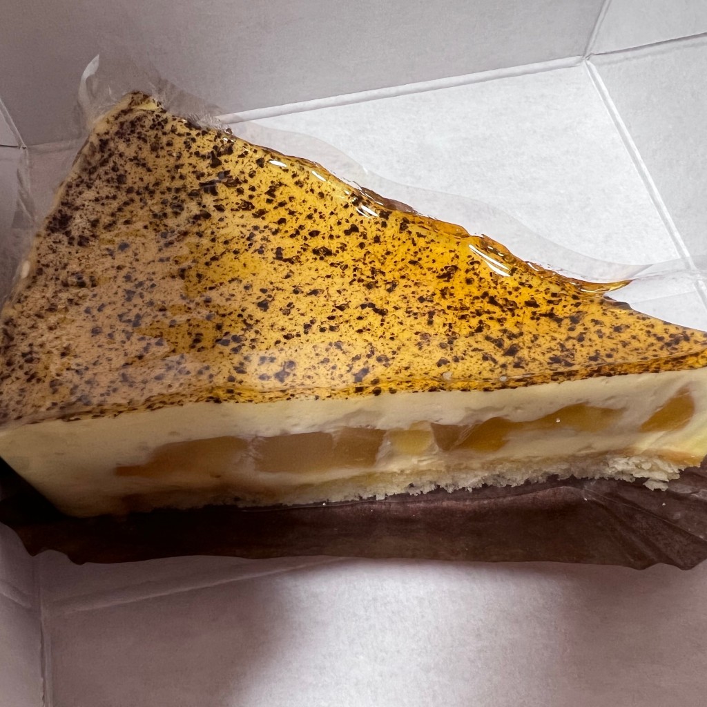 ユーザーが投稿した洋梨とアップルのカスタードシブーストケーキの写真 - 実際訪問したユーザーが直接撮影して投稿した宮町カフェスターバックスコーヒー ララガーデン川口店の写真