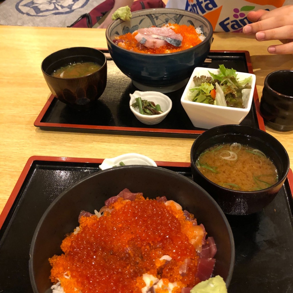 ユーザーが投稿した海鮮丼の写真 - 実際訪問したユーザーが直接撮影して投稿した宮町寿司鮮助の写真