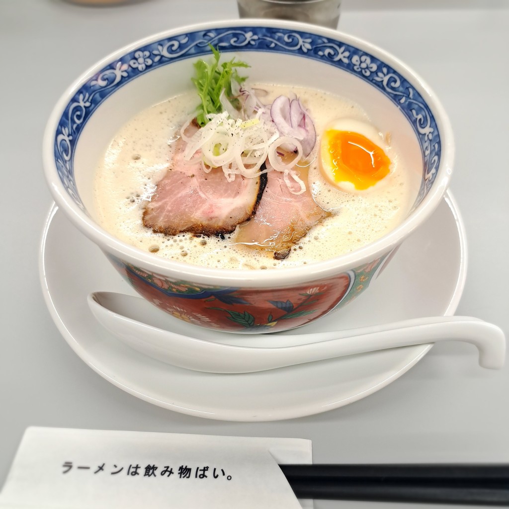 グミだよさんが投稿した黒髪ラーメン専門店のお店MANMANCHAN RAMEN 熊本大学前店/マンマンチャンラーメンの写真