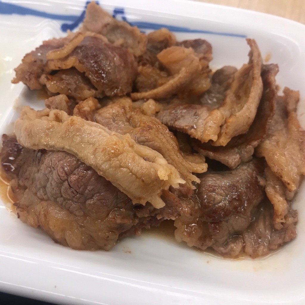 ユーザーが投稿したカルビ焼肉定食の写真 - 実際訪問したユーザーが直接撮影して投稿した八幡牛丼松屋 静岡八幡店の写真