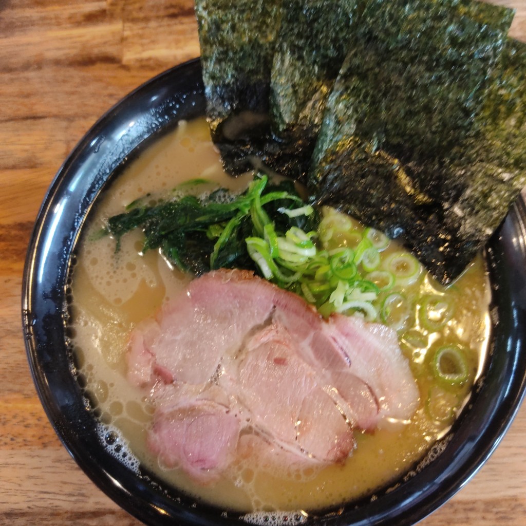 ユーザーが投稿したとんこつラーメン 塩の写真 - 実際訪問したユーザーが直接撮影して投稿した開成ラーメン / つけ麺横浜ラーメンとんこつ家 郡山店の写真