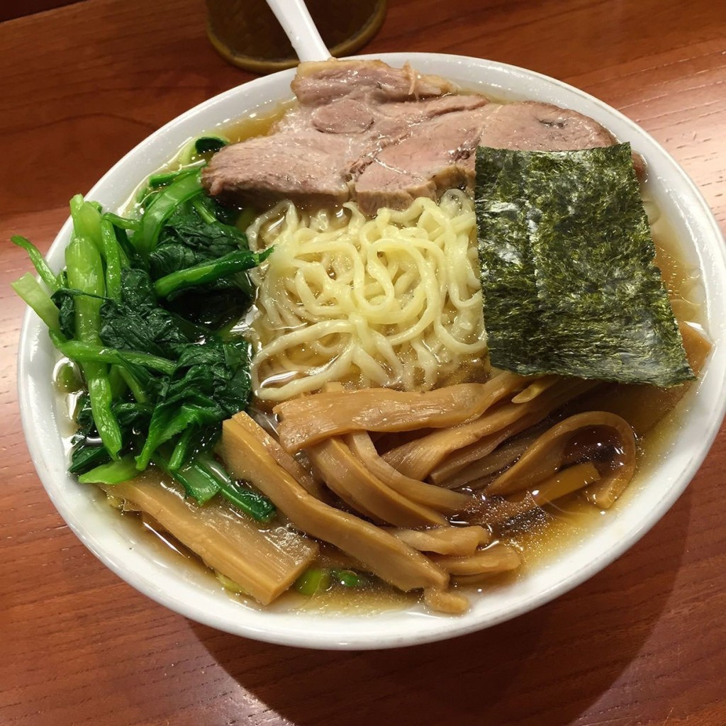 ユーザーが投稿した醤油ラーメンの写真 - 実際訪問したユーザーが直接撮影して投稿した西新宿ラーメン / つけ麺らあめん 満来の写真